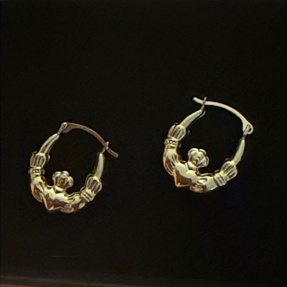 14K Solid Gold Claddagh Hoop Earrings - 14mm - Picture 3 of 6